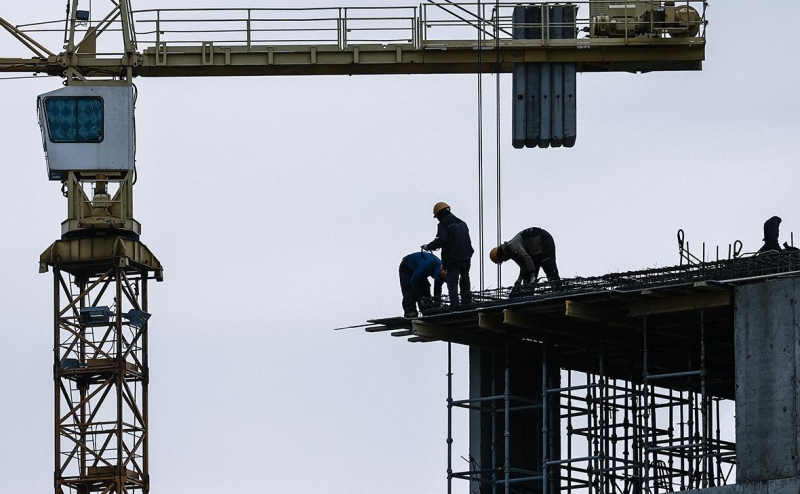 Число заявок на семейную ипотеку упало после перезапуска программы