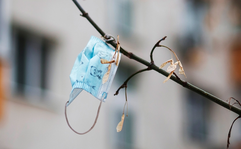 Число заражений COVID в России упало ниже 34 тыс. впервые за месяц