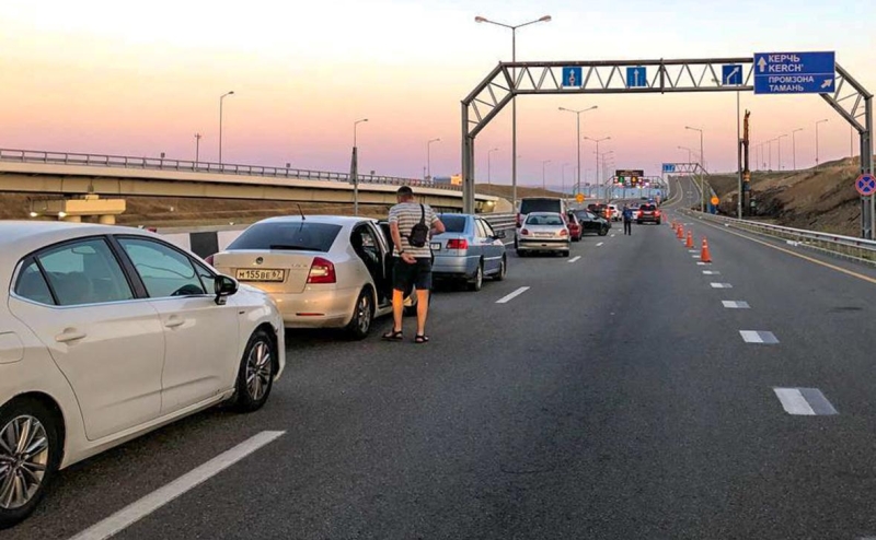 ЧП на Крымском мосту. Что известно к 8:30