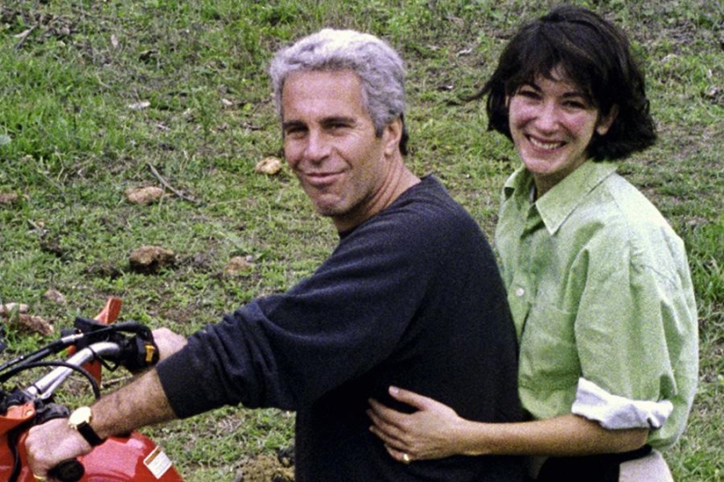 Что было в «файлах Эпштейна» и почему появление там болезненно для