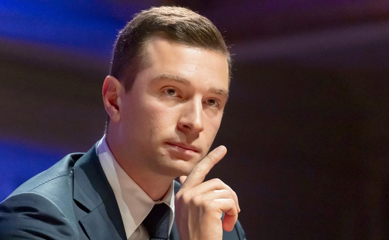 Что ждать от второго тура парламентских выборов во Франции