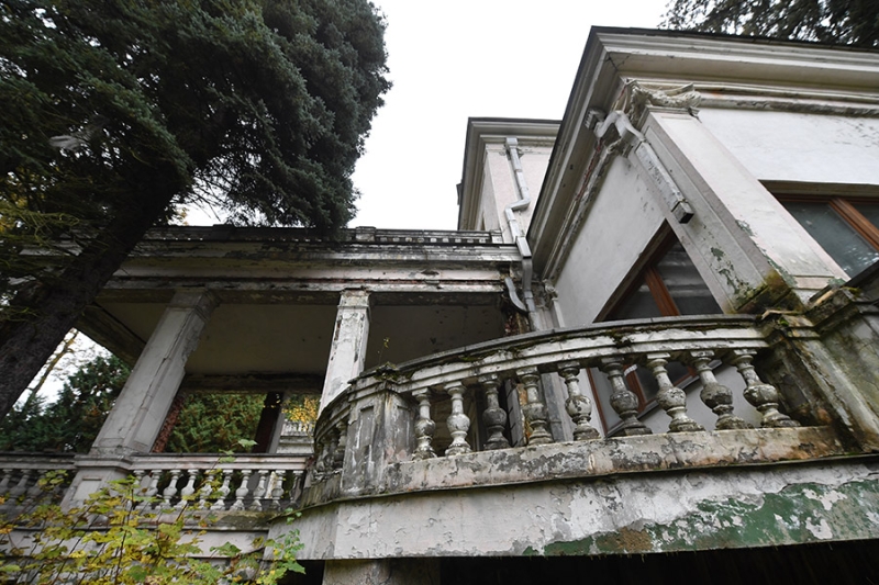 Дачу Сталина купила связанная с семьей экс-губернатора Кубани компания