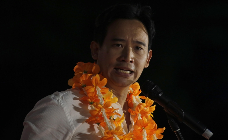 Демократическая оппозиция Таиланда вернулась к власти спустя почти 10