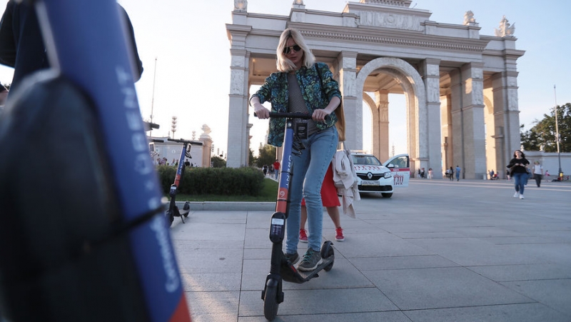 Дептранс Москвы назвал сроки запуска проката велосипедов и электросамокатов в 2021 году