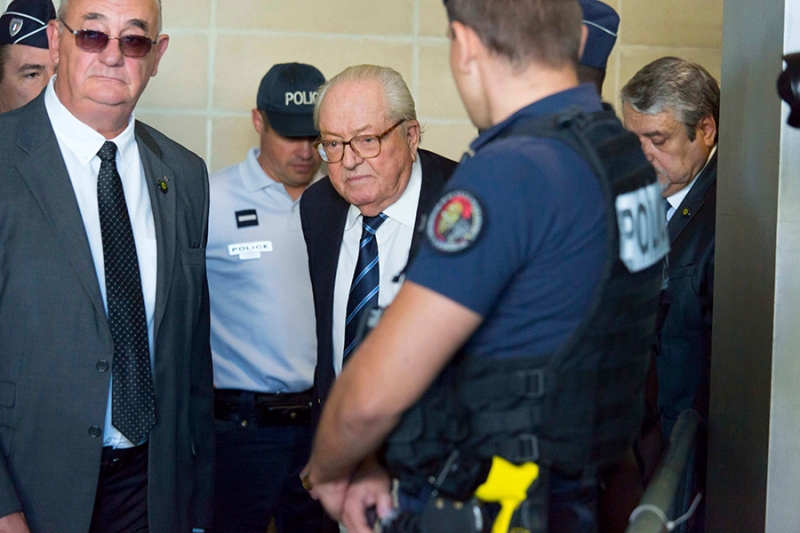 &laquo;Дьявол республики&raquo;: жизнь и карьера Жан-Мари Ле Пена