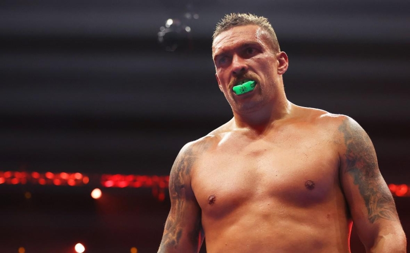 Дюбуа завоевал чемпионский пояс IBF, от которого отказался Усик