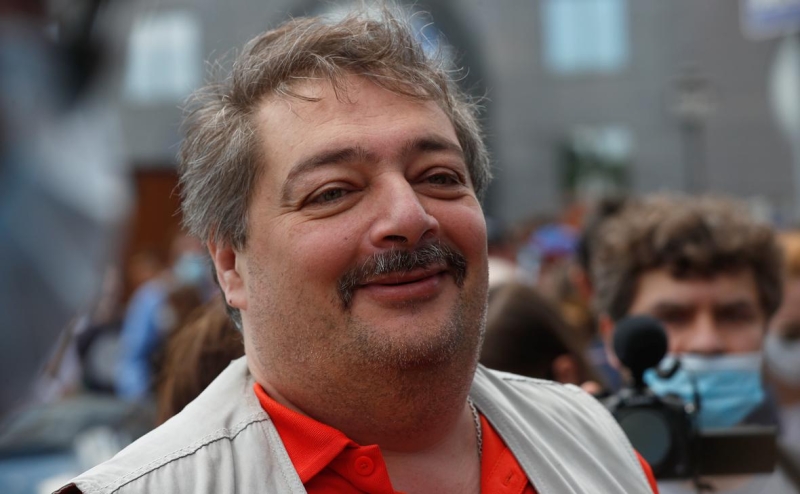 Дмитрия Быкова объявили в международный розыск