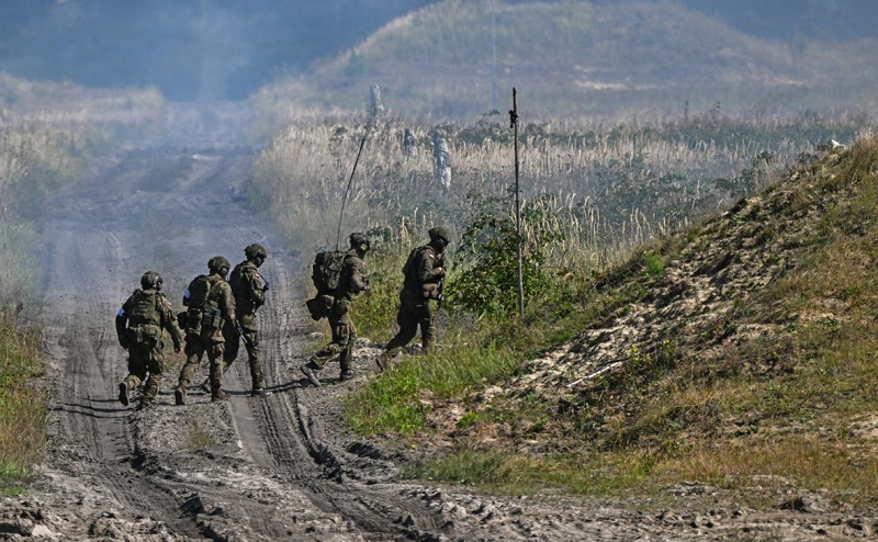 DN узнал о жалобах Франции на бюрократию при переброске войск НАТО