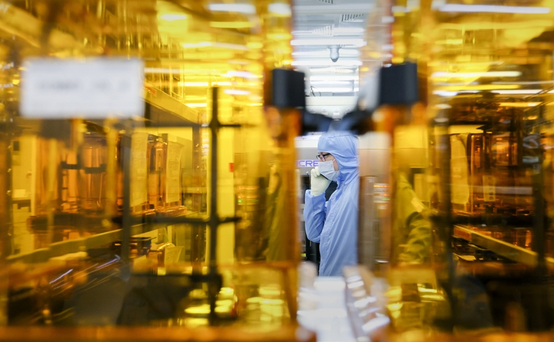 «Дочка» МТС сообщила о поиске способа ввоза чипов для «умного» дома