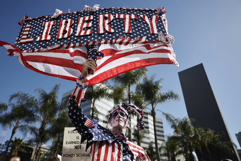 Dogs against DOGE: массовые протесты против Трампа и Маска