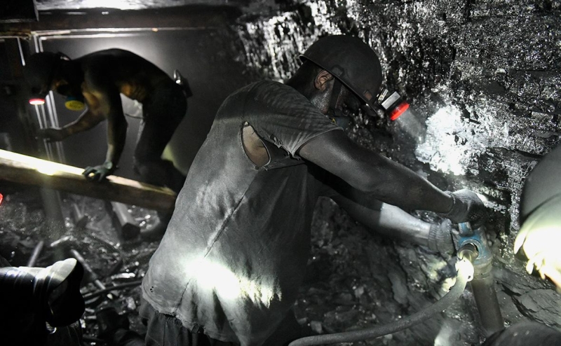 Доходность перевозчиков угля рухнула на фоне кризиса у его добытчиков