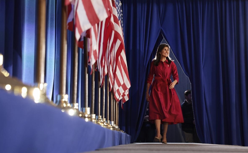 Дональд Трамп победил на первых президентских праймериз