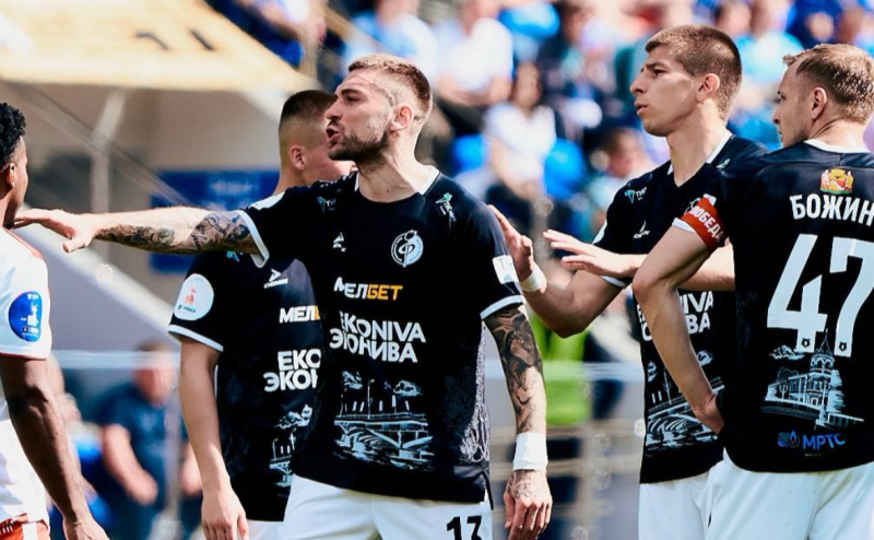 Дубль Соболева принес «Зениту» победу над «Пари НН»