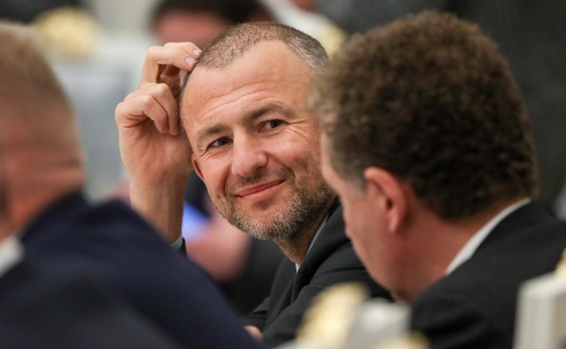 Двое российских бизнесменов из списка Forbes отказались от гражданства