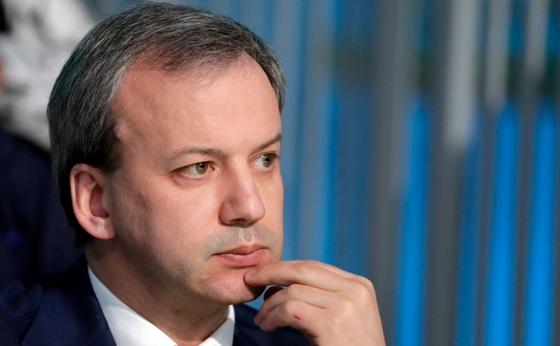 Дворкович заявил о двухлетних переговорах с Маском о Tesla в России