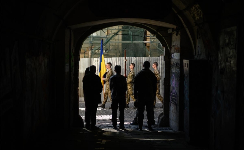 Economist объяснил конфликт Зеленского и Залужного провалом