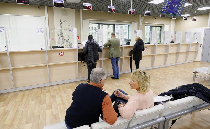 ЕК опубликовала ужесточенные правила получения россиянами шенгенских виз