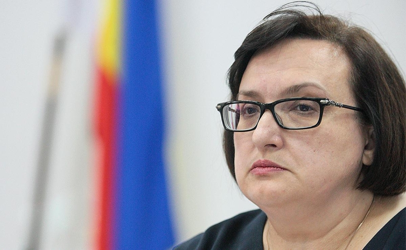 Экс-главу ростовского облсуда и ее экс-зама арестовали по делу о