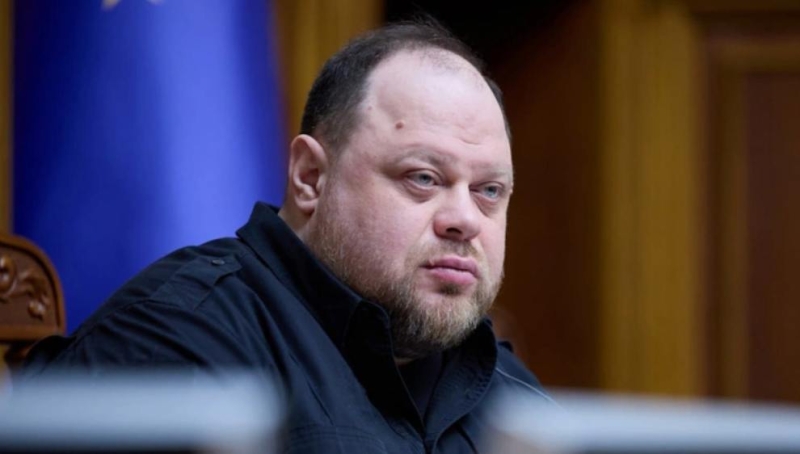 Экс-губернатора Курской области Смирнова привезли в суд