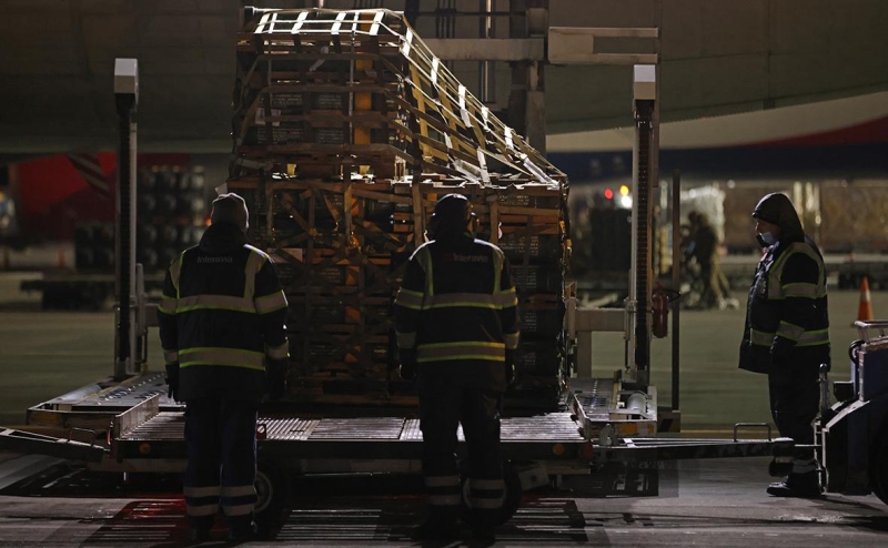 Экс-куратор ЦРУ в Европе заявил, что Украине дали оружие не для победы