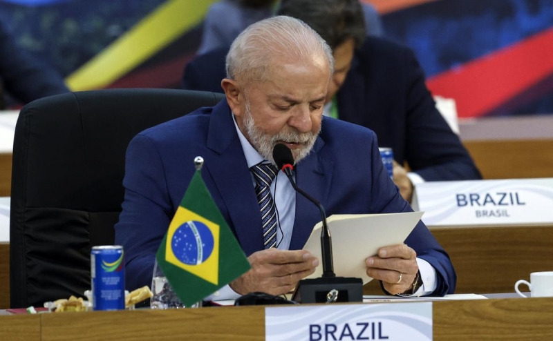 Экс-лидер Бразилии решил вернуться благодаря «оранжевому парню» Трампу