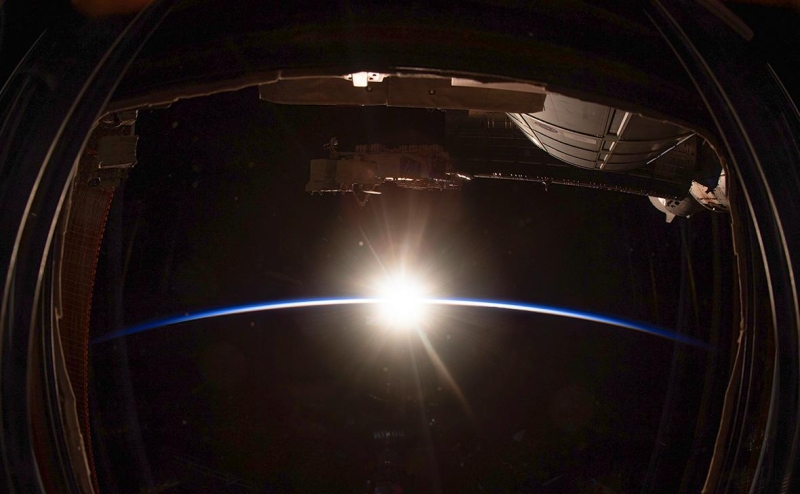 Экс-посол в США заявил, что мир «теряет вкус контроля над