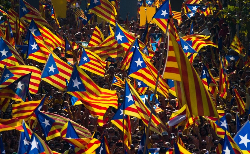 Экс-премьер Испании назвал «экзистенциальную угрозу» стране