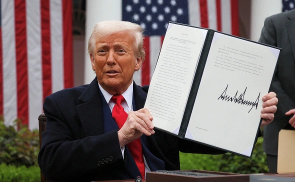 Эксперты нашли ошибку в формуле &laquo;зеркальных&raquo; пошлин Трампа