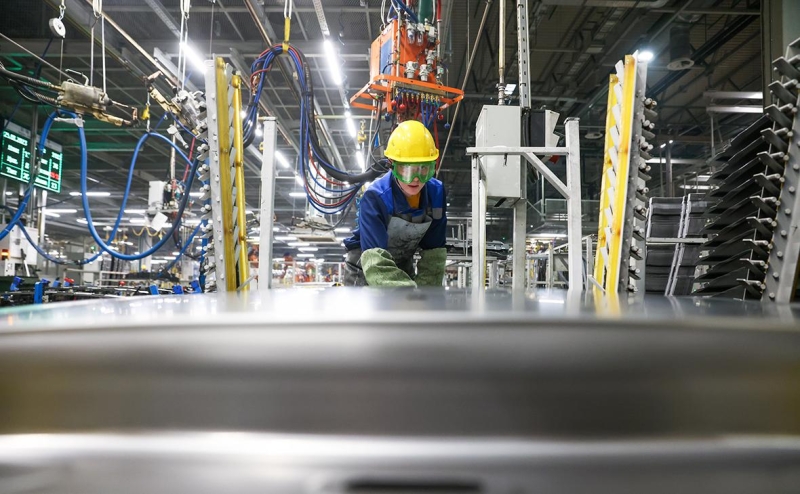 Эксперты назвали семь трендов 2023 года в экономике России