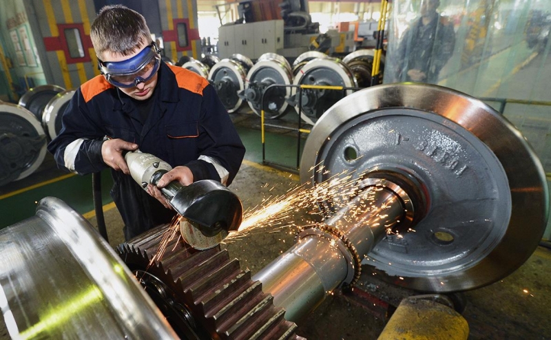 Эксперты назвали три сценария развития экономики России под санкциями