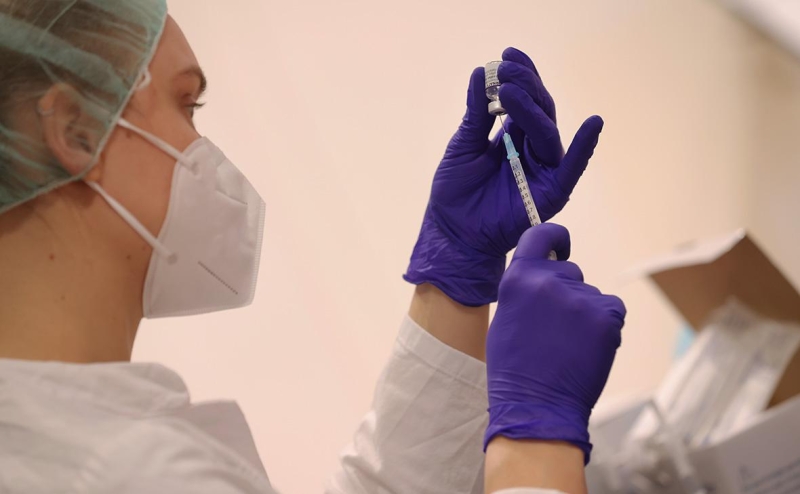 Эксперты оценили данные о связи COVID-19 и «мозгового тумана»