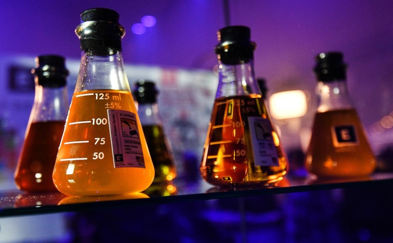 Эксперты оценили опасность новой болезни EVALI из-за электронных