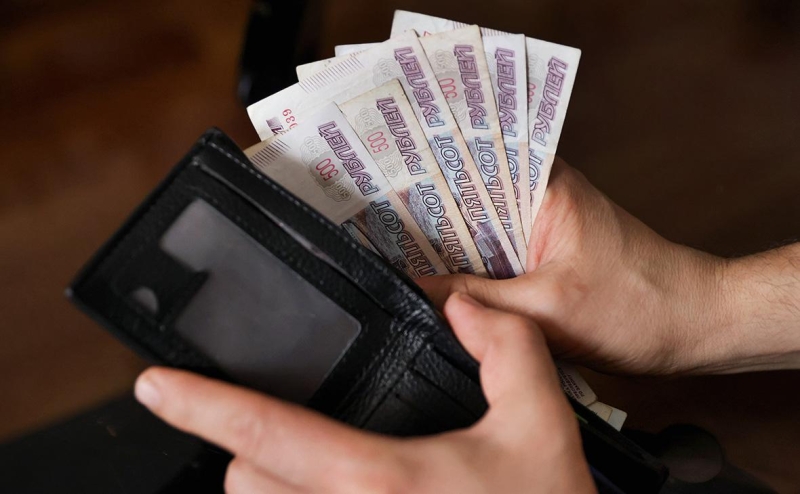 Эксперты оценили плюсы и минусы опережающего повышения МРОТ