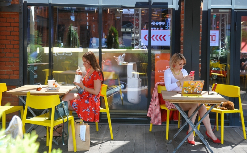 Эксперты предупредили о схеме подделки QR-кодов для прохода в ресторан