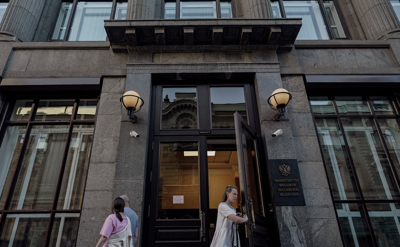 Эксперты сообщили о падении рынка лизинга в России почти на 20%