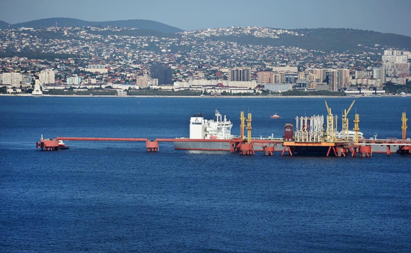 Экспорт российской нефти упал до минимума за месяц