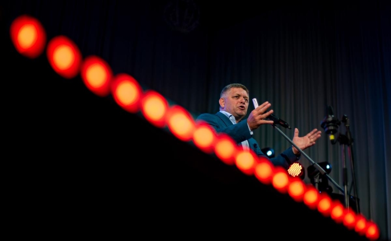 Экзитполл показал поражение «пророссийской» партии на выборах в