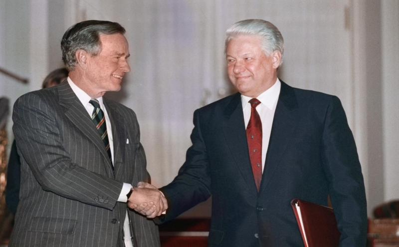 Ельцин в разговорах с Бушем называл Украину «дестабилизирующим