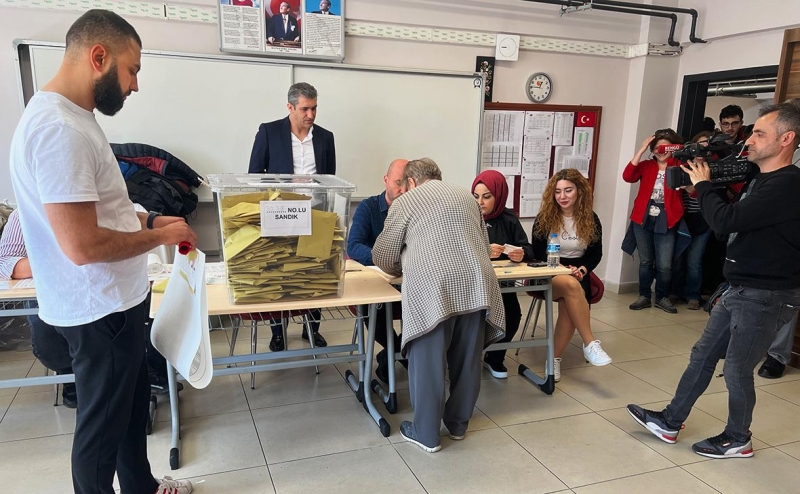 Эрдоган начал терять победу в первом туре после подсчета 92% голосов