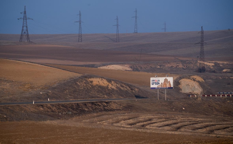 Ереван призвал Москву устранить блокаду Лачинского коридора