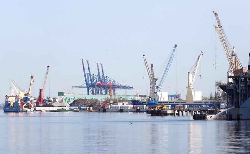 ЕС перестал пускать зарегистрированные в России и Белоруссии грузовики