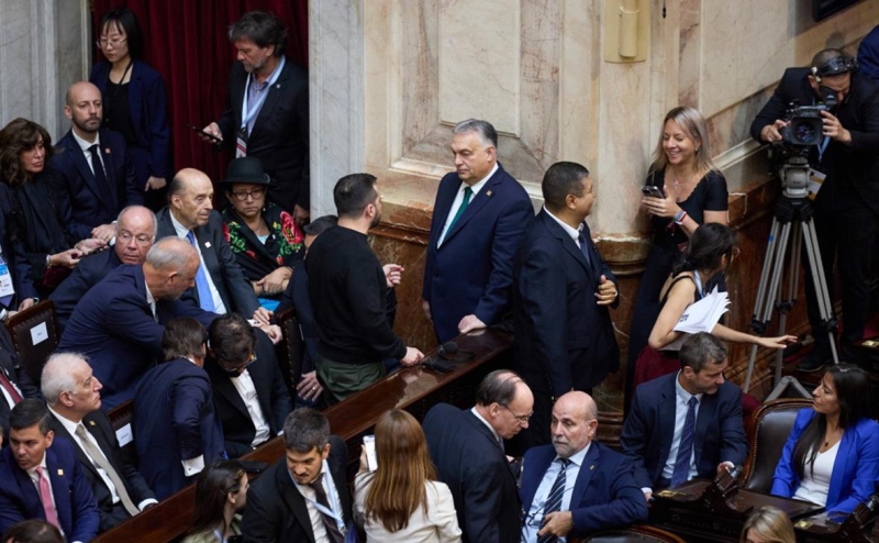 ЕС согласился выделить Венгрии &euro;10 млрд перед решением о помощи