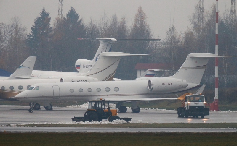 ЕС закроет небо для всех российских самолетов, включая частные