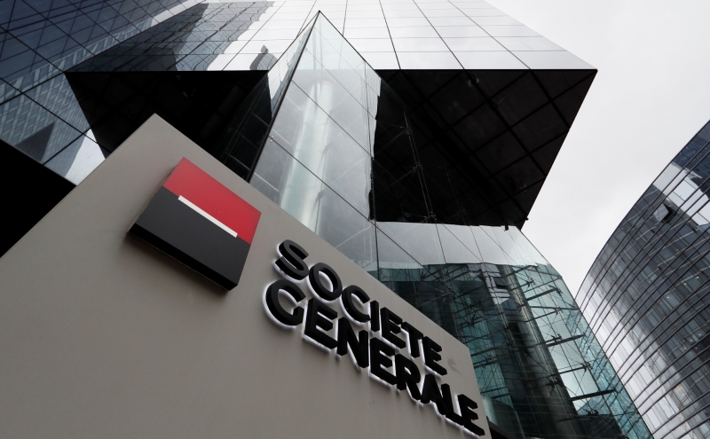 ЕС запретил продажу России самолетов