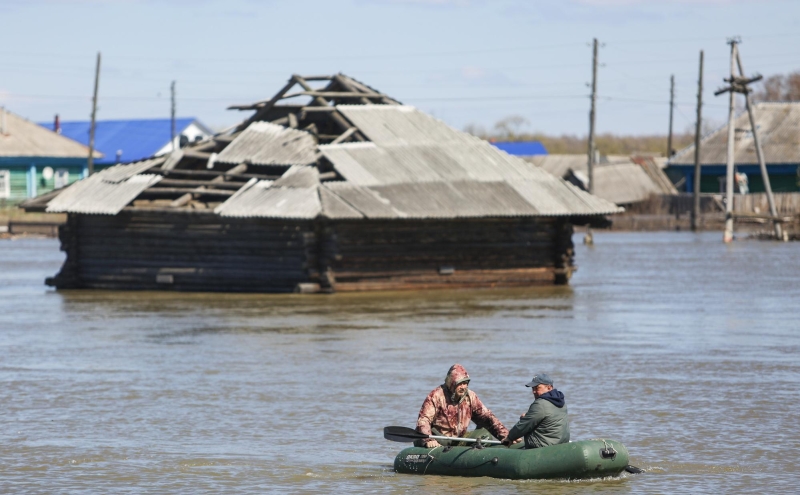 Еще в двух районах Омской области ввели режим ЧС из-за паводков