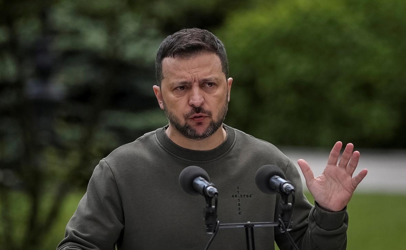 Europe 1 сообщила о планах Запада склонить Зеленского к переговорам