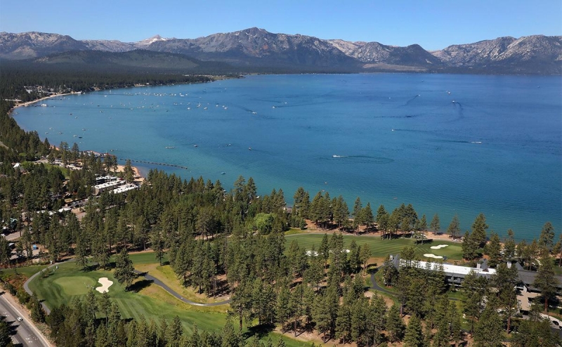 F-16 подняли в воздух из-за самолета над озером, где отдыхает Байден