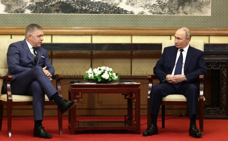 Фицо озвучит Зеленскому выводы после обсуждения Украины с Путиным