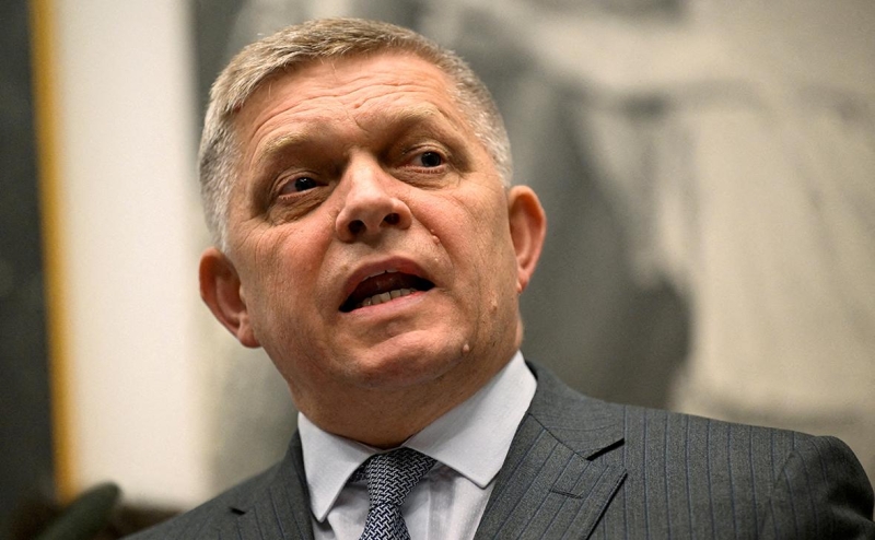 Фицо раскрыл, когда Словакия может одобрить антироссийский пакет