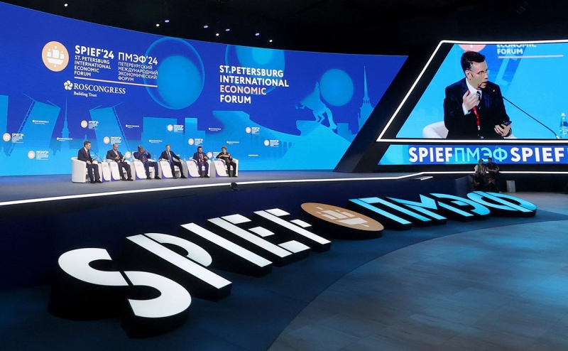 ФНС предупредила о вопросах к выплате бонусов для экономии на налогах